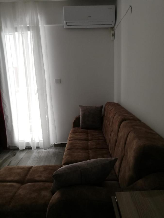 Cicek Apart Otel Didim Bagian luar foto