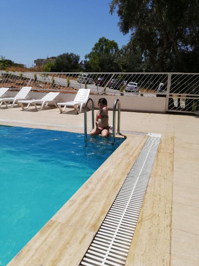 Cicek Apart Otel Didim Bagian luar foto